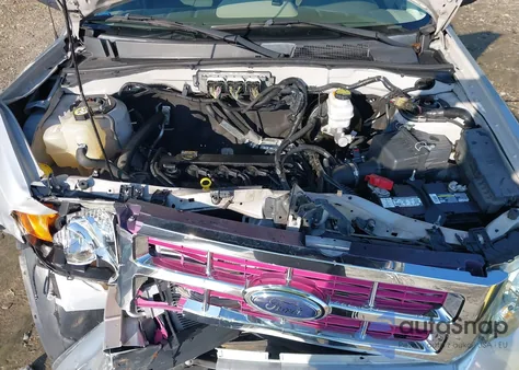 2009 Ford Escape Xlt from USA, damaged, VIN 1FMCU03739KA36420